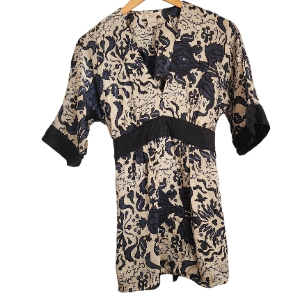 Vintage Gala 100% Silk Floral‎ Patterned Kimono Tunic Top Sz S